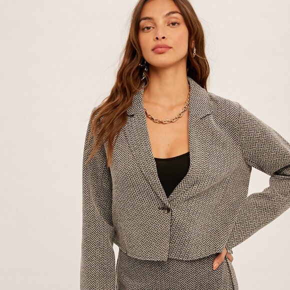 HEM & THREAD Cropped Herringbone Blazer, Black White Tweed Jacket, Modern - Picture 2 of 6